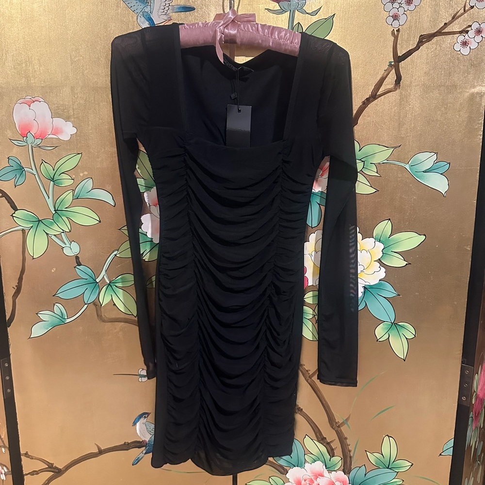 Nasty Gal Black Long Sleeve Ruched mini Dress size 4